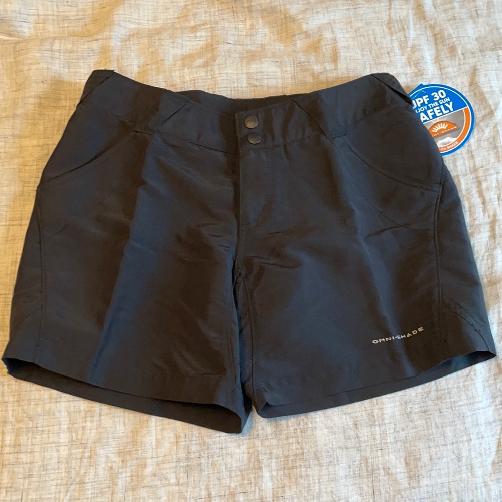 Small Columbia hiking shorts black